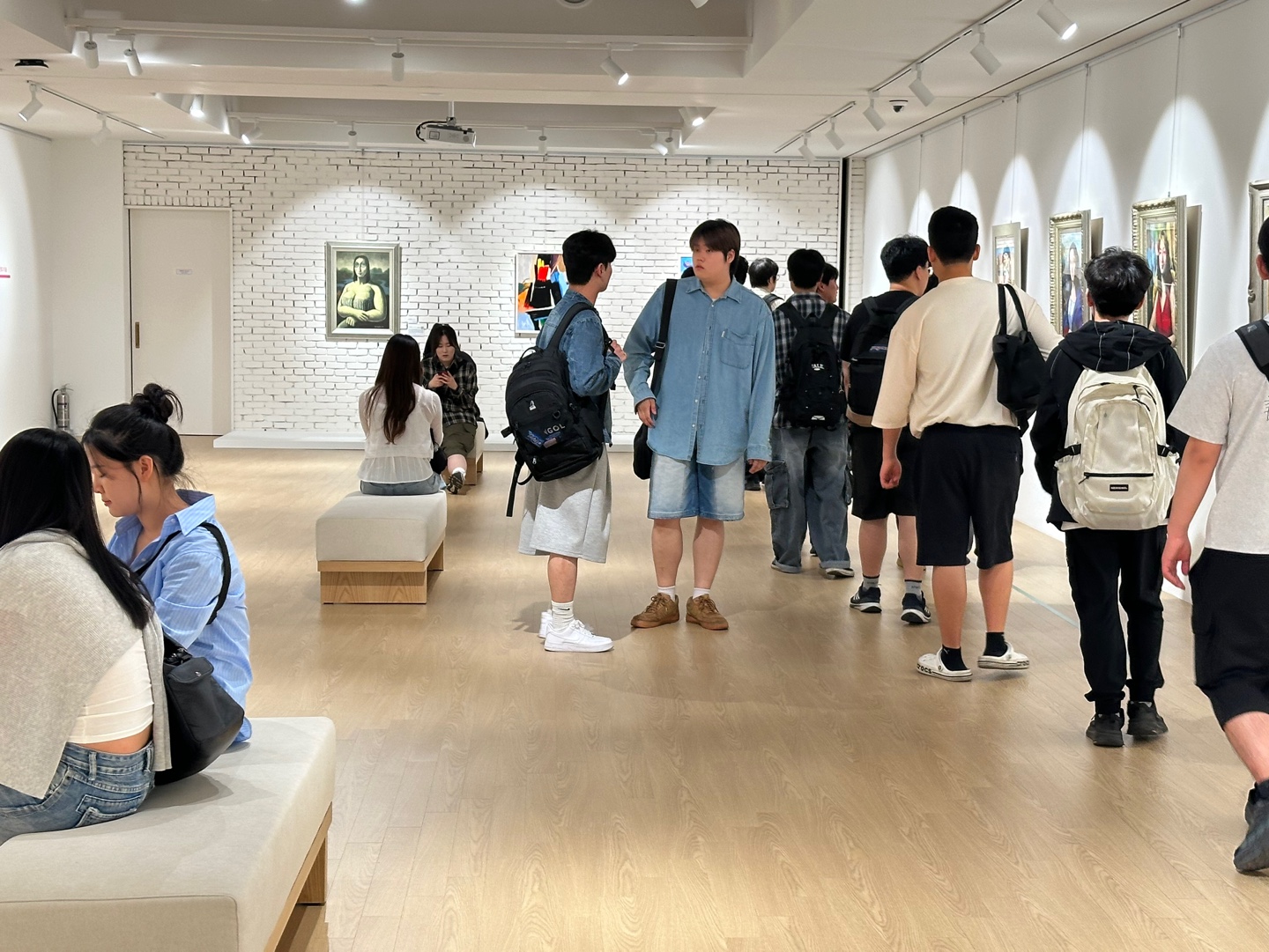 [2025.06.05] 백석대 안경광학과 김세진, 예기훈 교수 반 관람 3번째 첨부파일 이미지