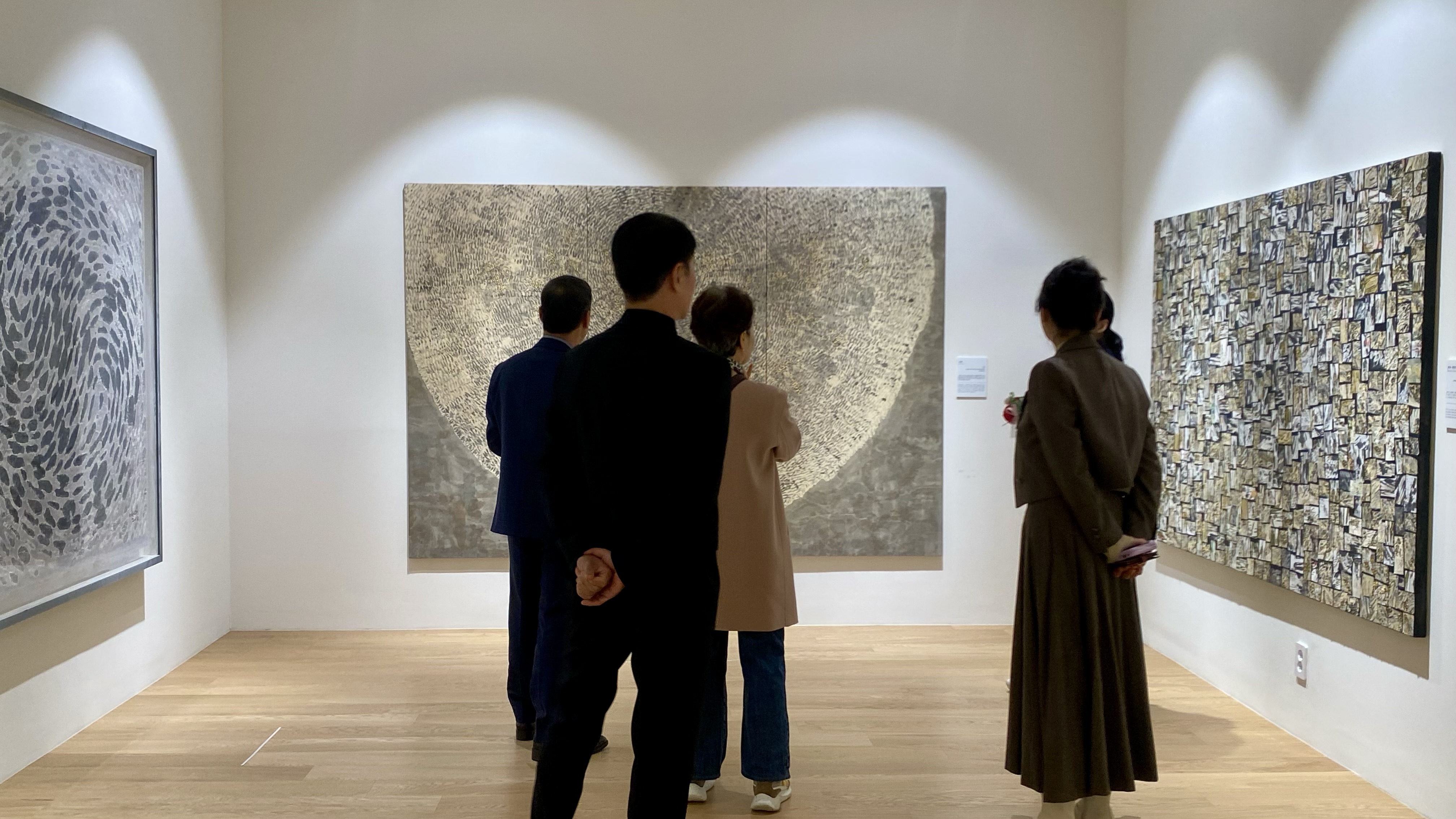 [2025.11.11] 신비건설 회장, URB 대표이사 3번째 첨부파일 이미지