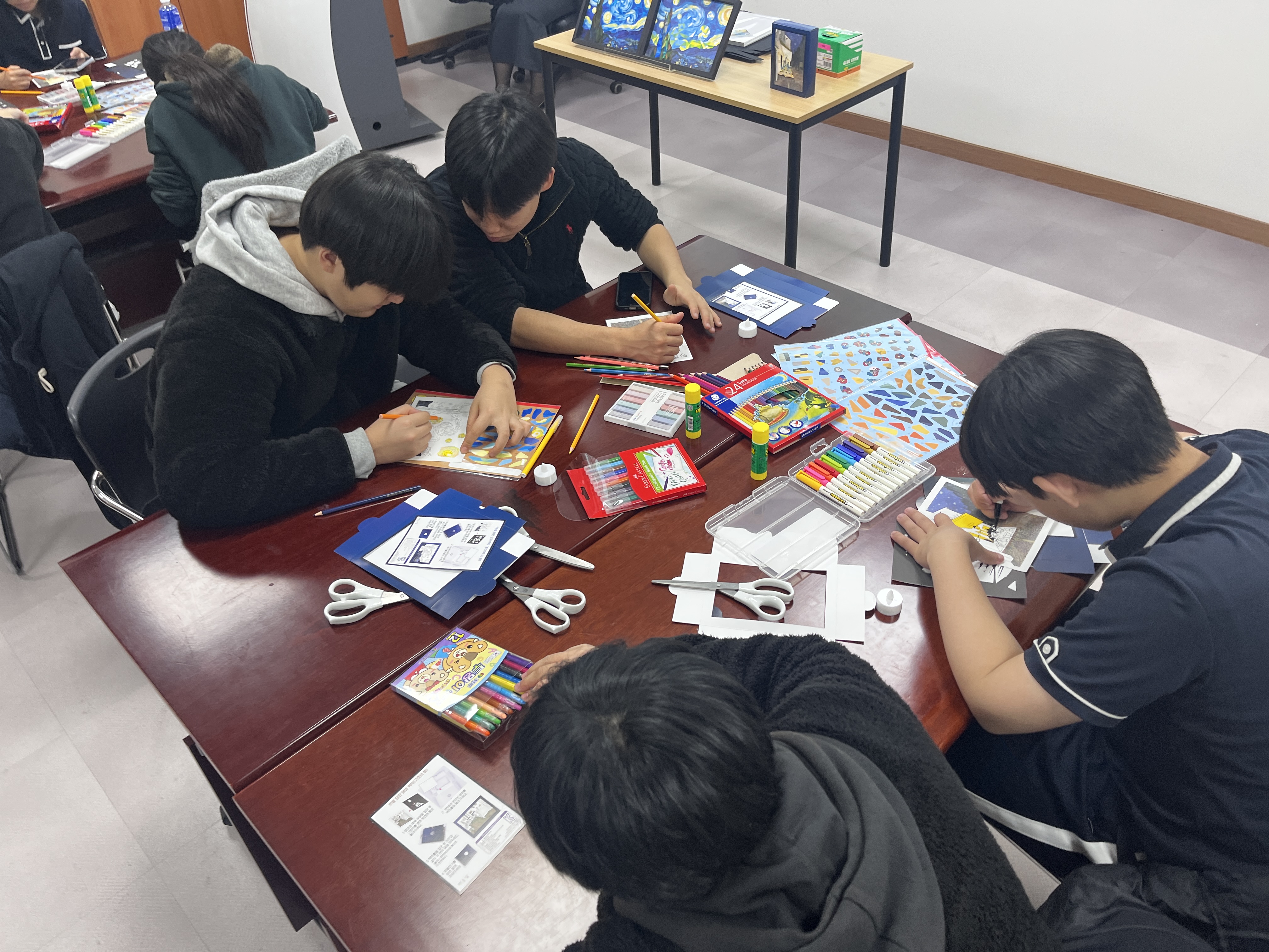 [2025.11.21] 진로체험 두정중학교 중등생 관람 및 체험학습 4번째 첨부파일 이미지