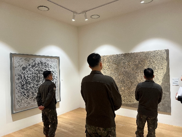 [2026.02.24] 군인 장교 관람 대표이미지