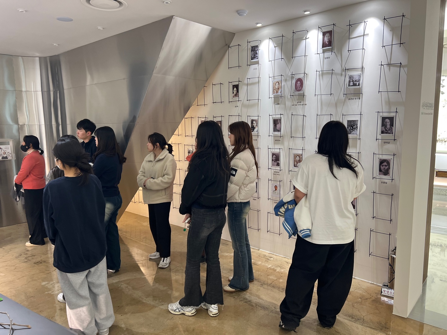 [2025.03.20] 백석문화대 간호학과 유영미 교수 반 관람 2번째 첨부파일 이미지